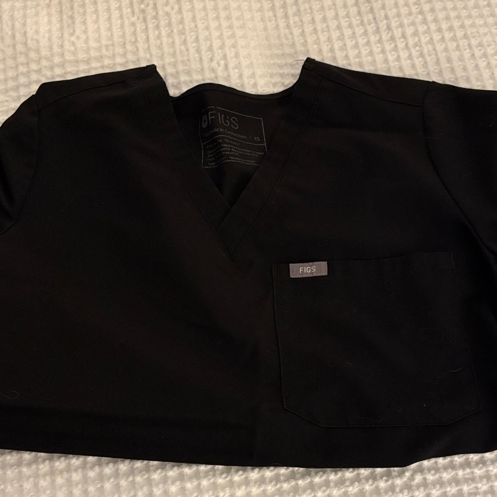 Figs Kids Classic Black V-Neck Top